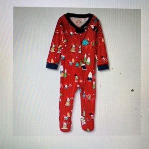 NWT holiday pjs